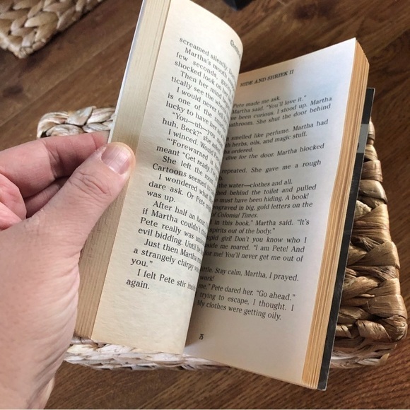 Vintage R.L. Stine Ghosts of Fear Street: #28 Hide and Shriek II paperback book - Picture 4 of 5